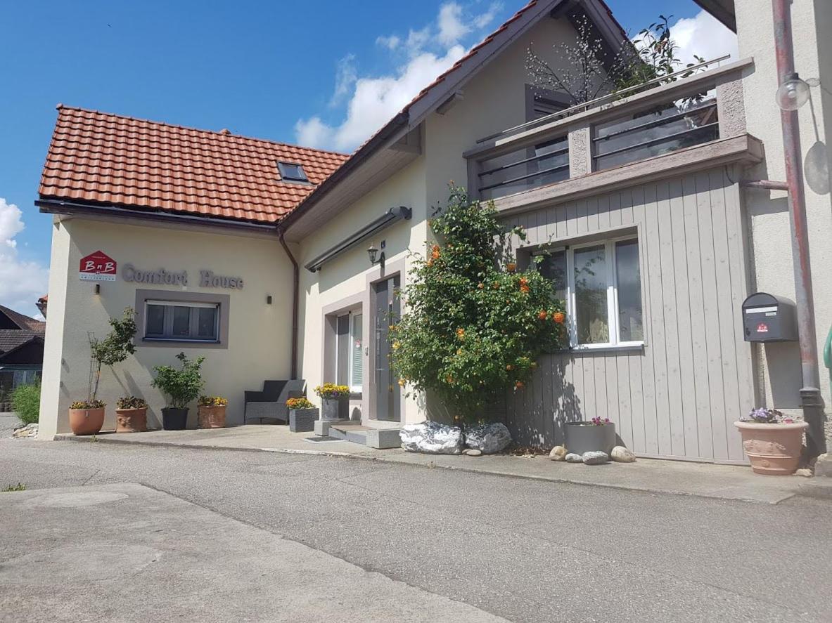 Bnb Comfort Guesthouse Olten - Lostorf Екстер'єр фото