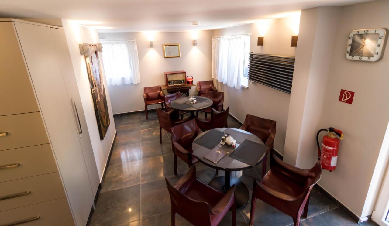 Bnb Comfort Guesthouse Olten - Lostorf Екстер'єр фото