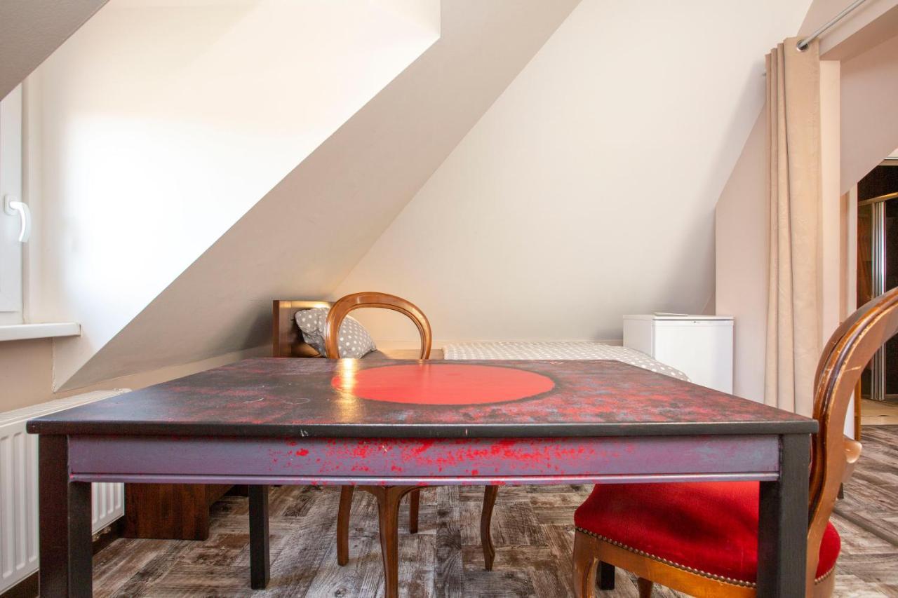 Bnb Comfort Guesthouse Olten - Lostorf Екстер'єр фото
