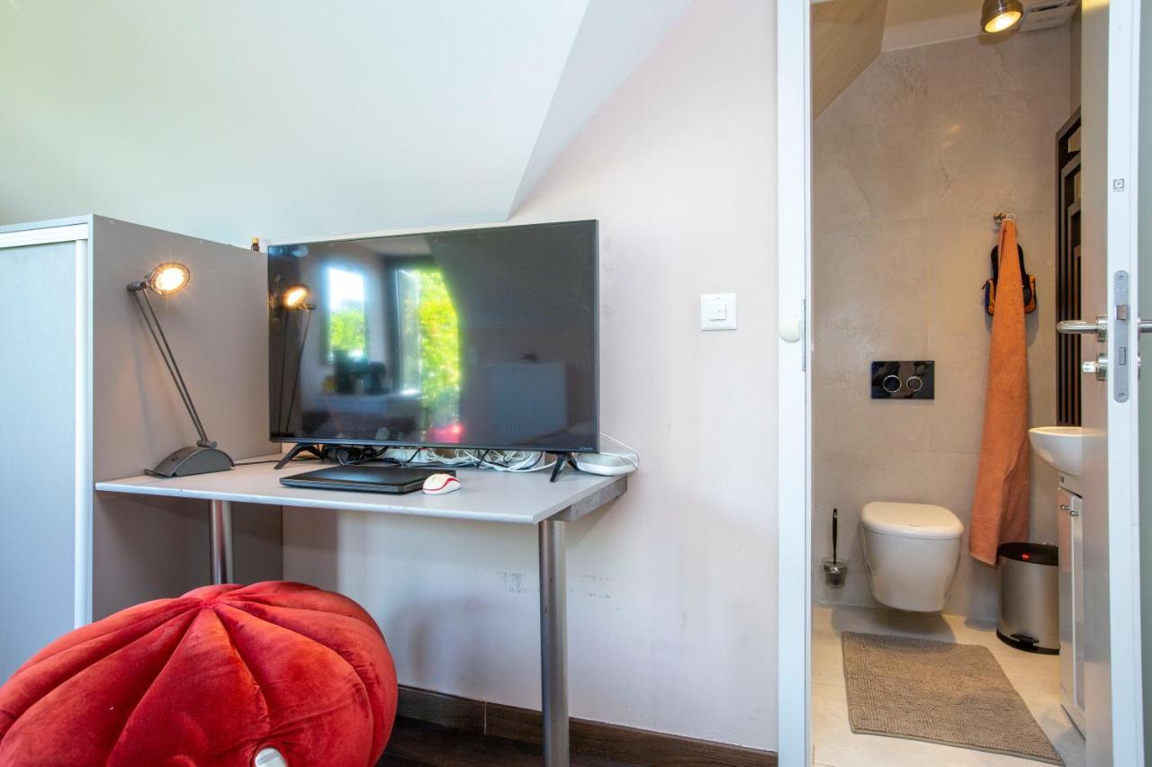 Bnb Comfort Guesthouse Olten - Lostorf Екстер'єр фото